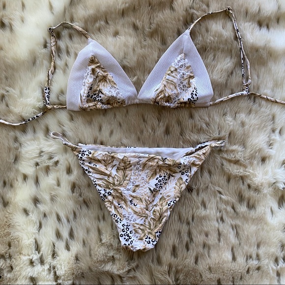 Zulu and Zephyr Bikini - Picture 2 of 2